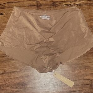 SKIMS Women's Brown Seamless Panties